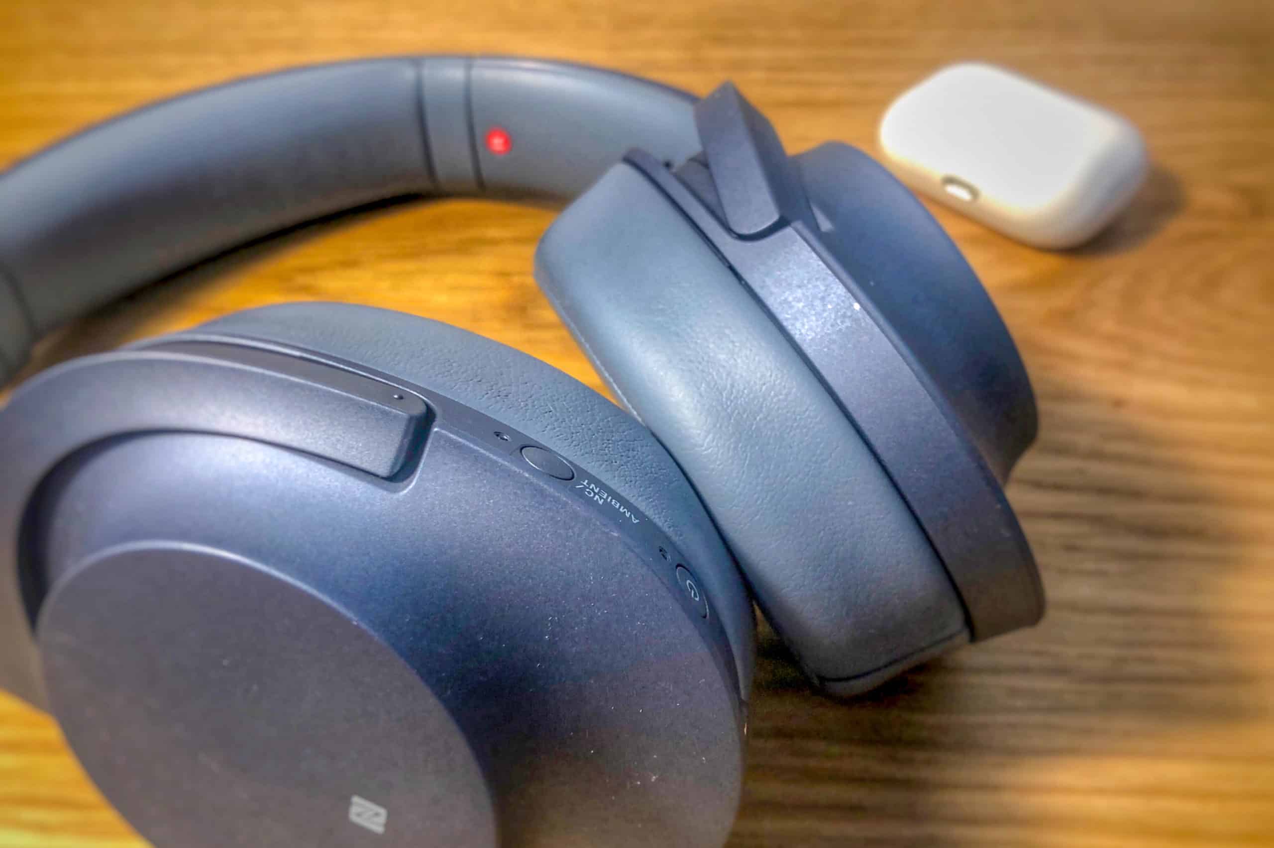 אוזניות ביטול רעשים הטובות ביותר (Noise-Cancelling Headphones)